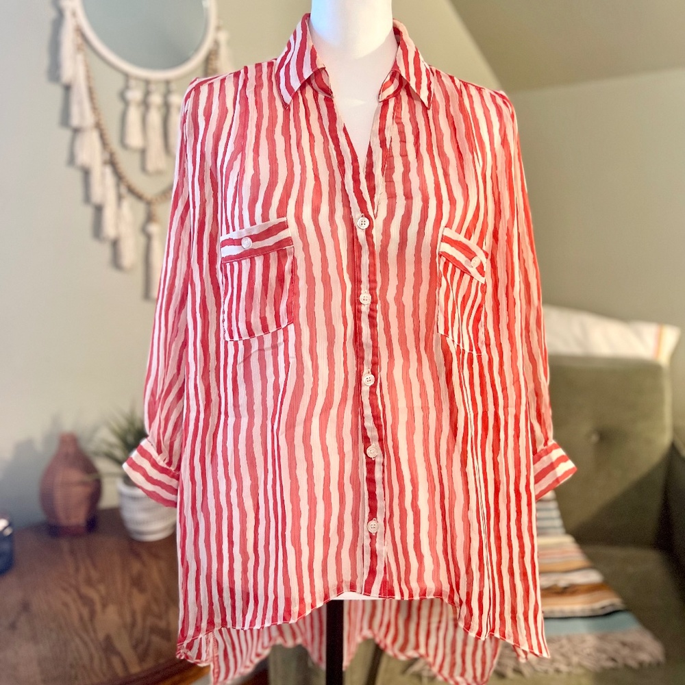 HI-LO SHEER BUTTON DOWN BLOUSE